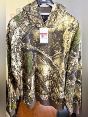 GORGEOUS JORDAN REALTREE HOODIE!!!